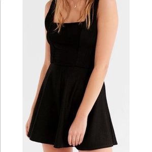 REFORMATION Jeans mini black dress ✔️